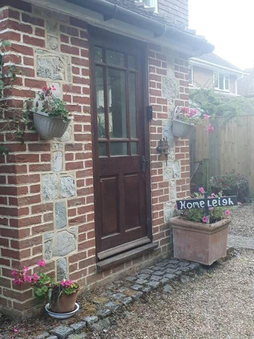 Nature Charm & Fruit Delights, Multi-Generation Celebratory Home -Try, Relax, Repeat - Sellindge Ashford  Extérieur photo