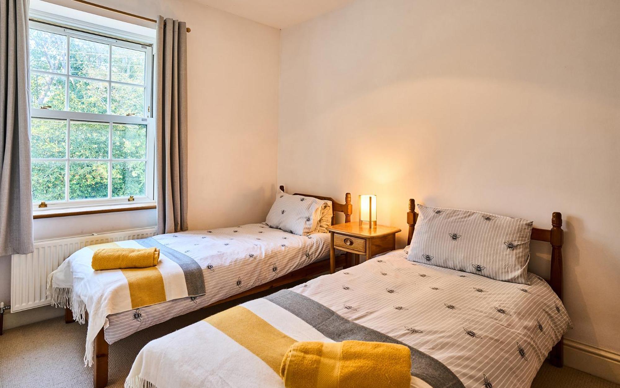 Nature Charm & Fruit Delights, Multi-Generation Celebratory Home -Try, Relax, Repeat - Sellindge Ashford  Extérieur photo